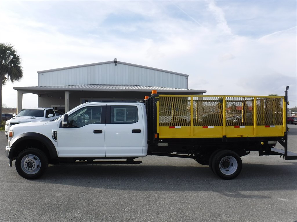 2022 Ford F-450 Super Duty Chassis Cab XL's photo