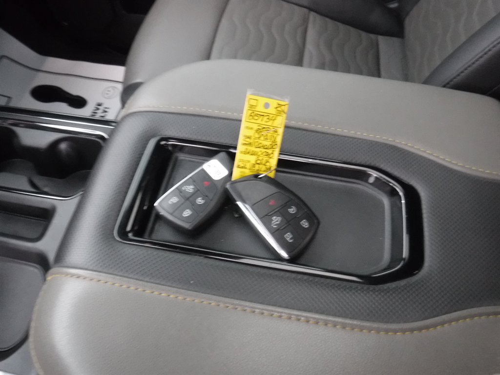 2022 Chevrolet Silverado 1500 ZR2 - Photo 21