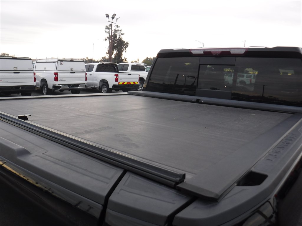 2022 Chevrolet Silverado 1500 ZR2 - Photo 6