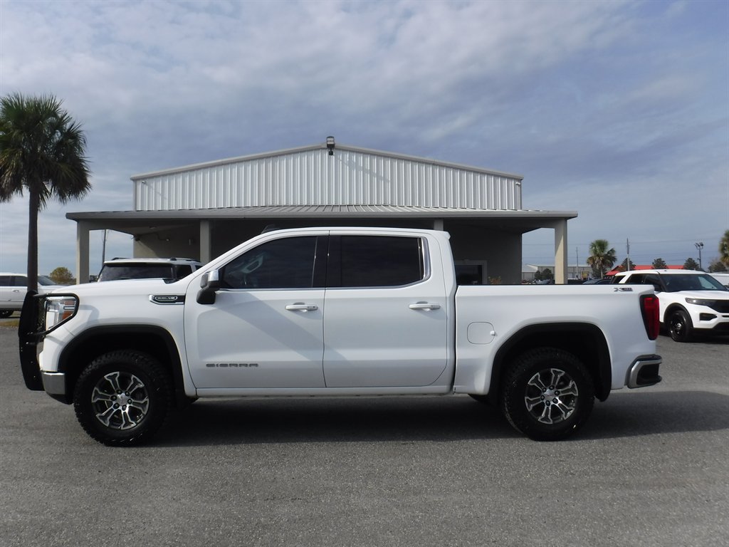 2019 GMC Sierra 1500 SLE's photo