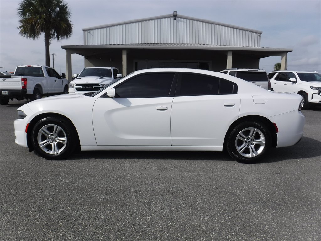 2020 Dodge Charger SXT's photo