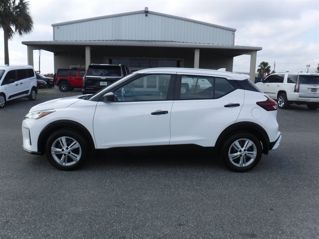 2021 Nissan Kicks S