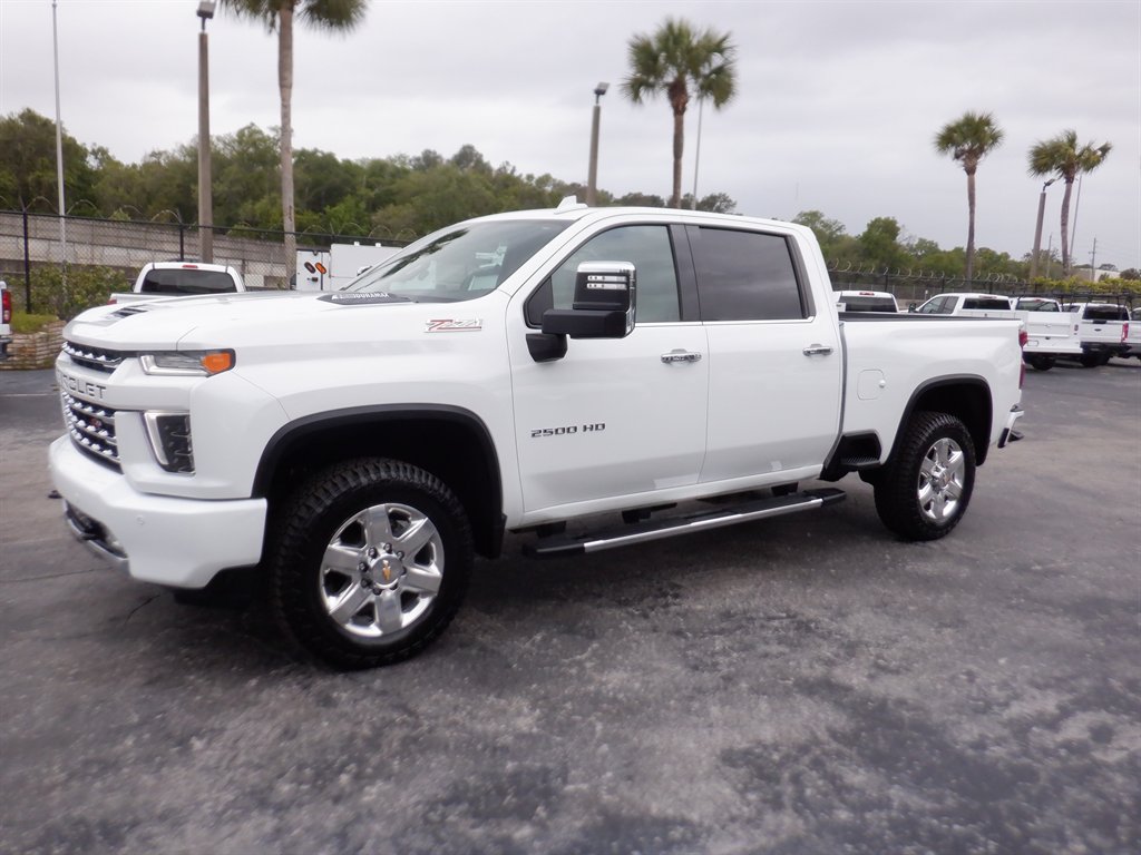 2021 Chevrolet Silverado HD LTZ 4WD Crew Cab Standard Box's photo