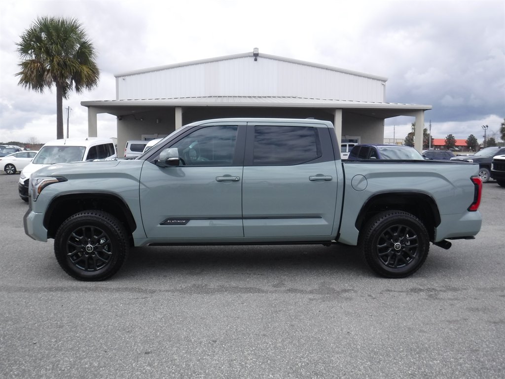 2024 Toyota Tundra Platinum