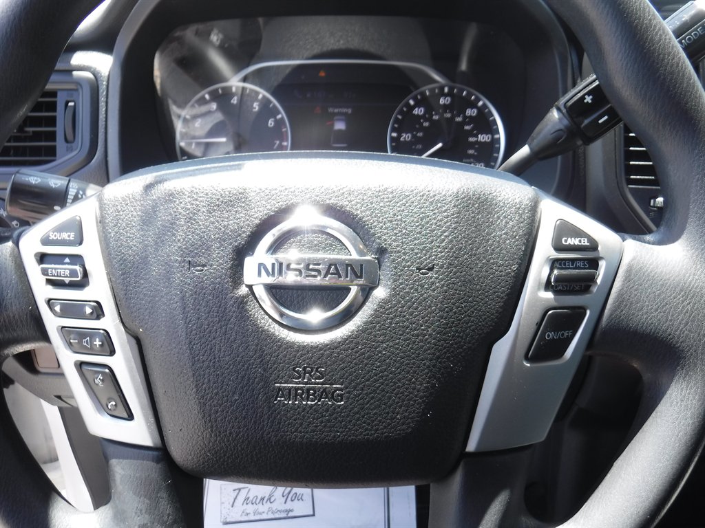 2022 Nissan Titan S - Photo 18