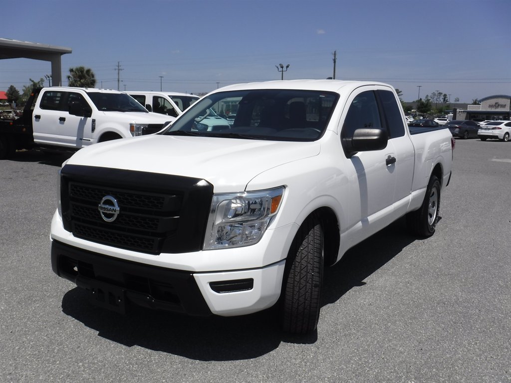 2022 Nissan Titan S - Photo 21