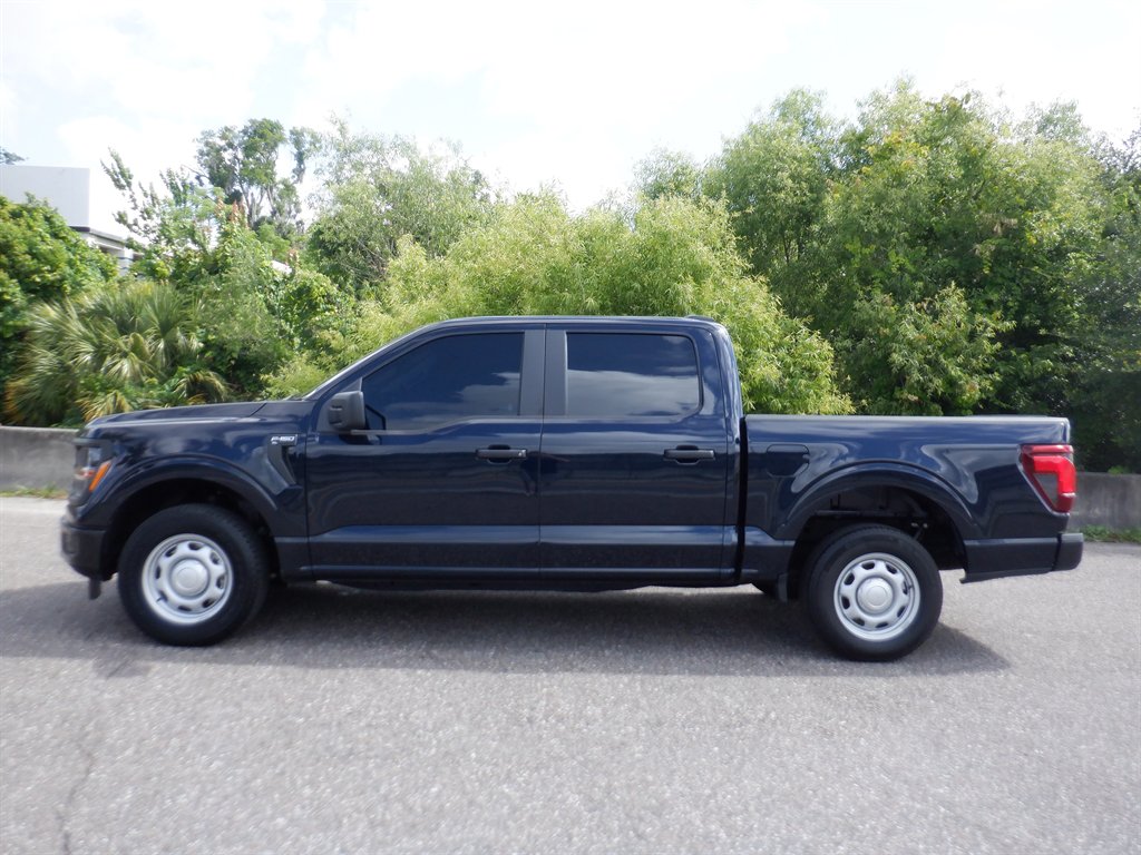 2024 Ford F-150 XL SuperCrew 5-1/2 Box's photo