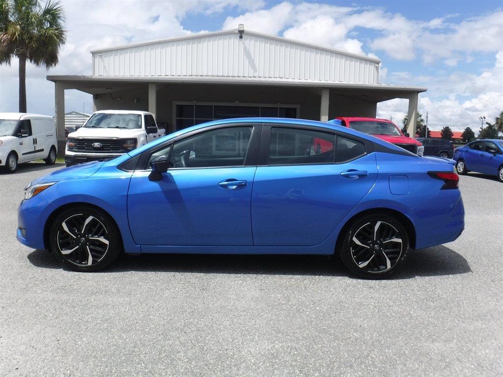 2024 Nissan Versa Sedan SR