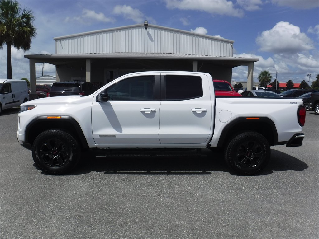 2025 GMC Canyon Elevation