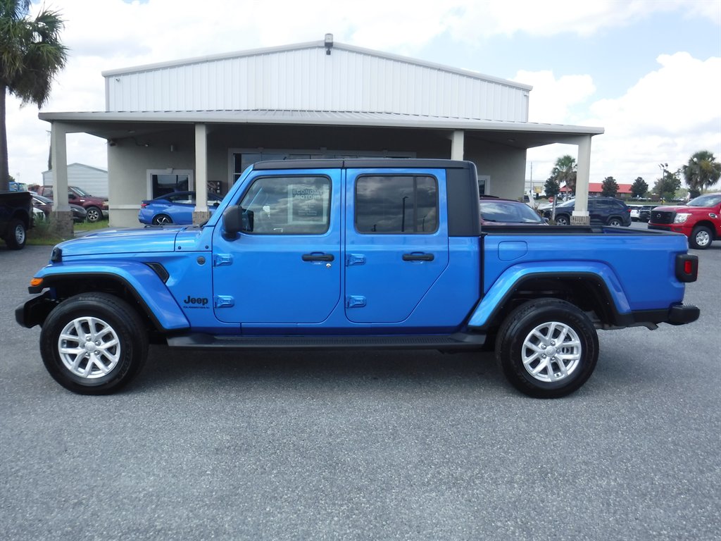 2023 Jeep Gladiator Sport S